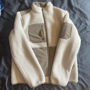 Figs Sherpa jacket size medium